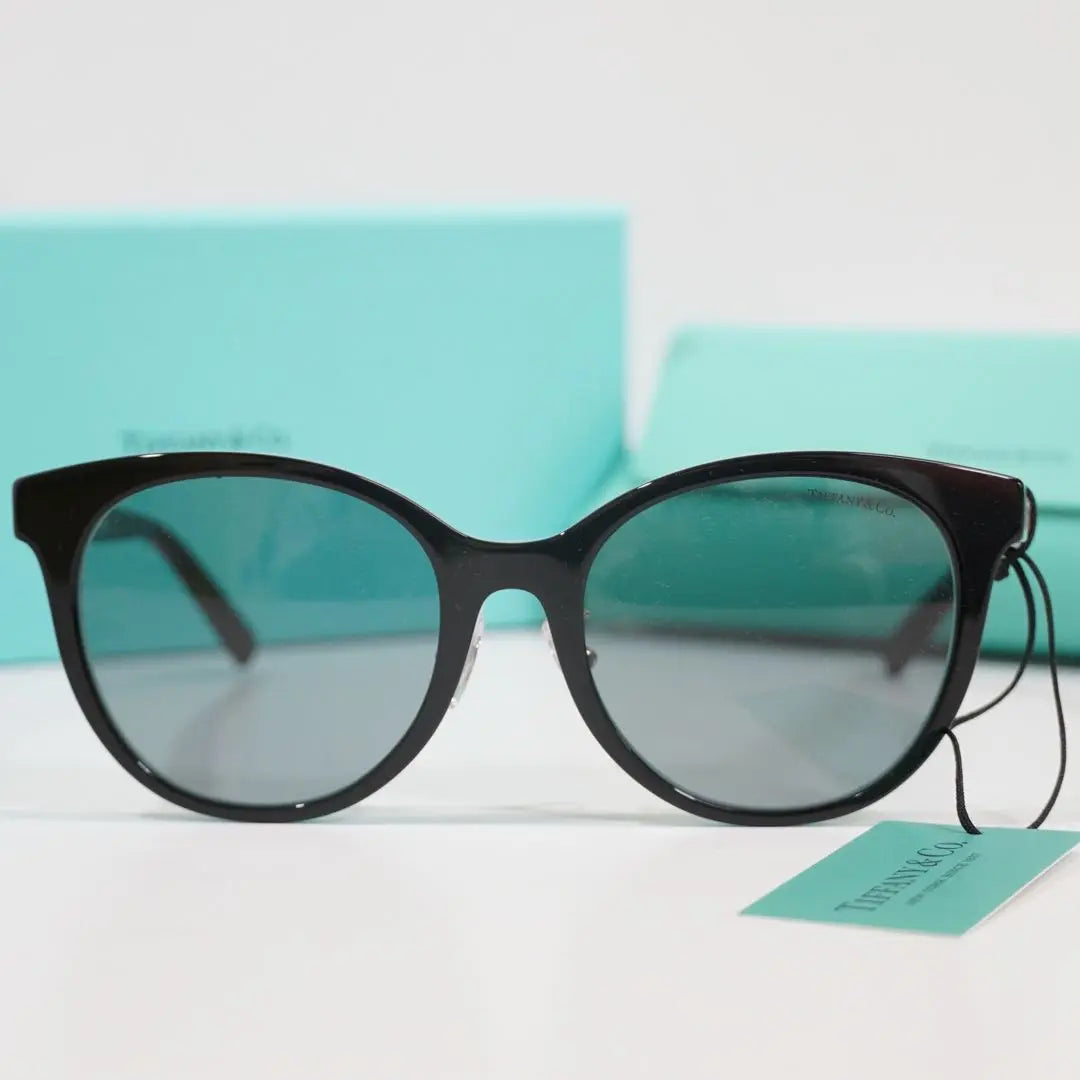 Brand new, unused Tiffany sunglasses, black, light blue, TIFFANY&Co.