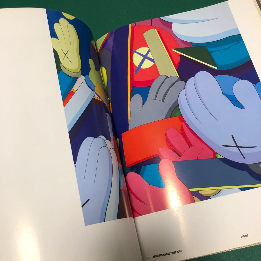 [Good condition, almost unused] KAWS KAWS works collection