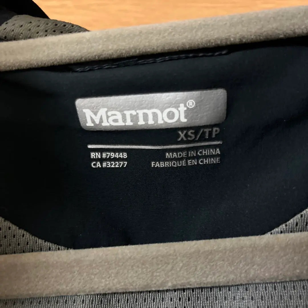 marmot mountain parka XS black