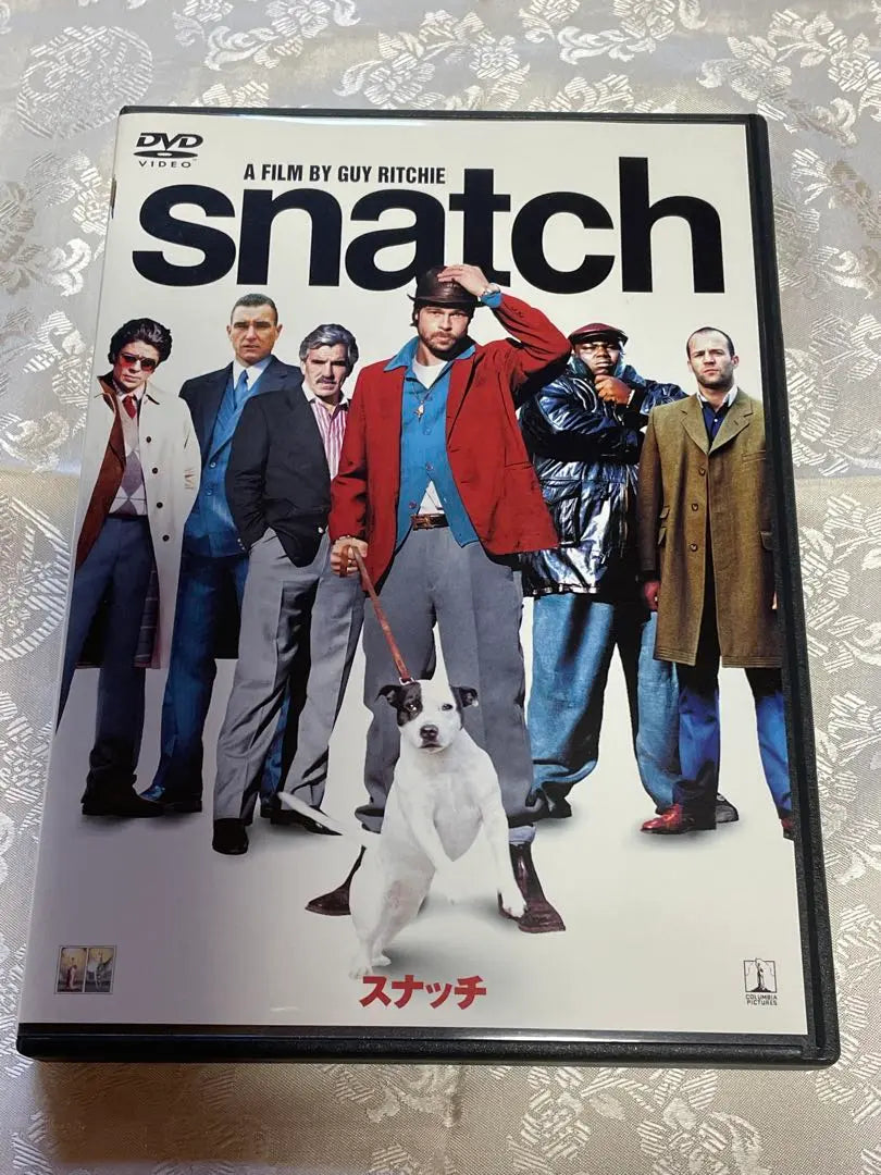 Snatch movie starring Brad Pitt, directed by Guy Richie