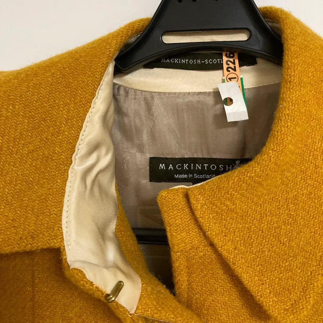 Precio de compra: Aproximadamente 100.000 yenes Abrigo de lana amarillo mostaza MACKINTOSH