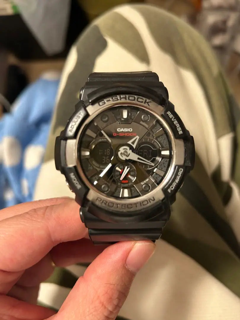 Reloj CASIO G-SHOCK con correa de caucho negra