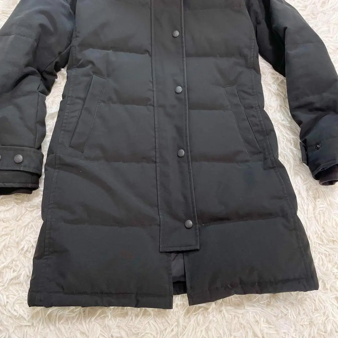 Canada Goose Mackenzie Down Coat S Black Fur Embroidered Patch