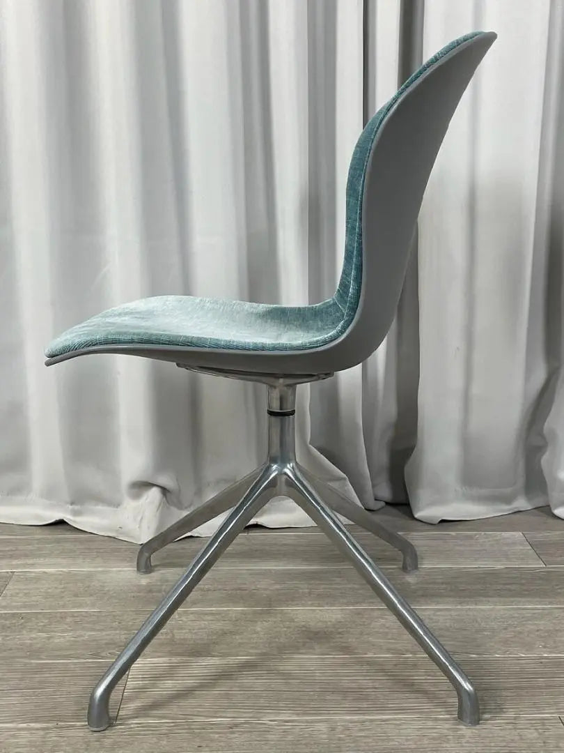 GH77 Boconcept Adelaide Swivel Dining Chair /T3