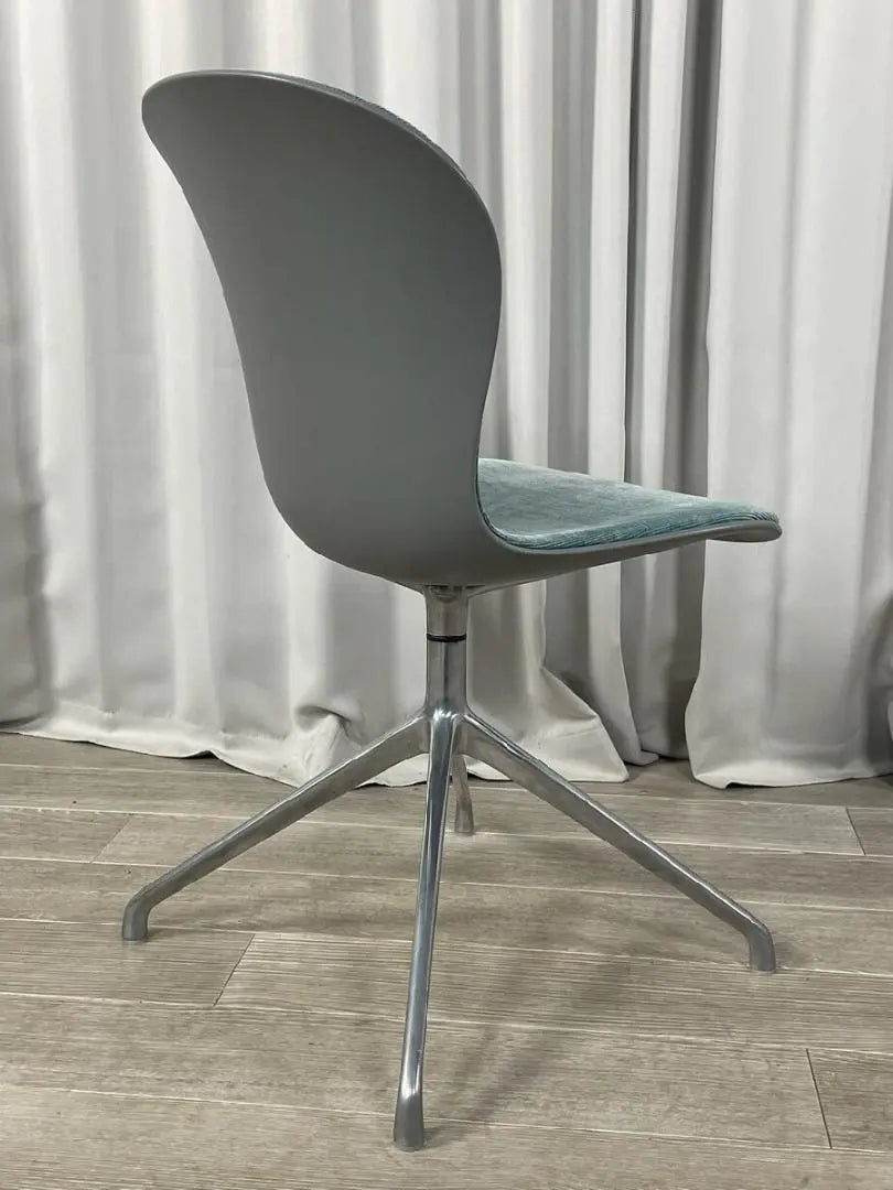 GH77 Boconcept Adelaide Swivel Dining Chair /T3