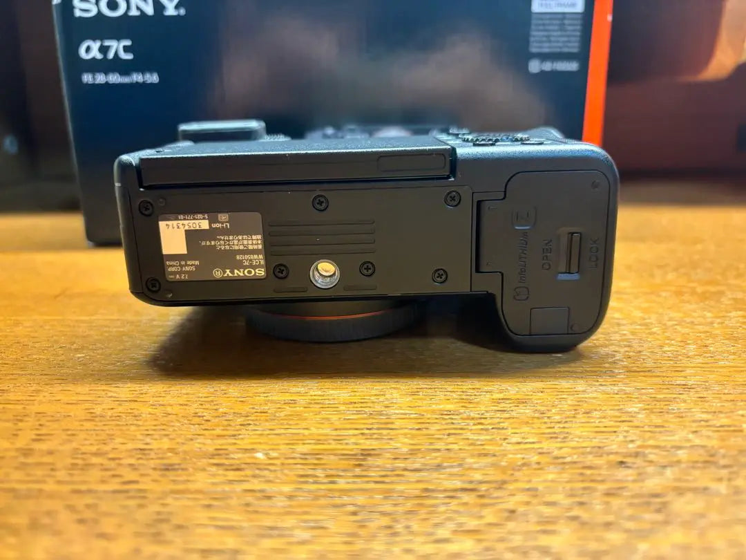 [Two genuine batteries] SONY α7C body & SONY SEL50F18F