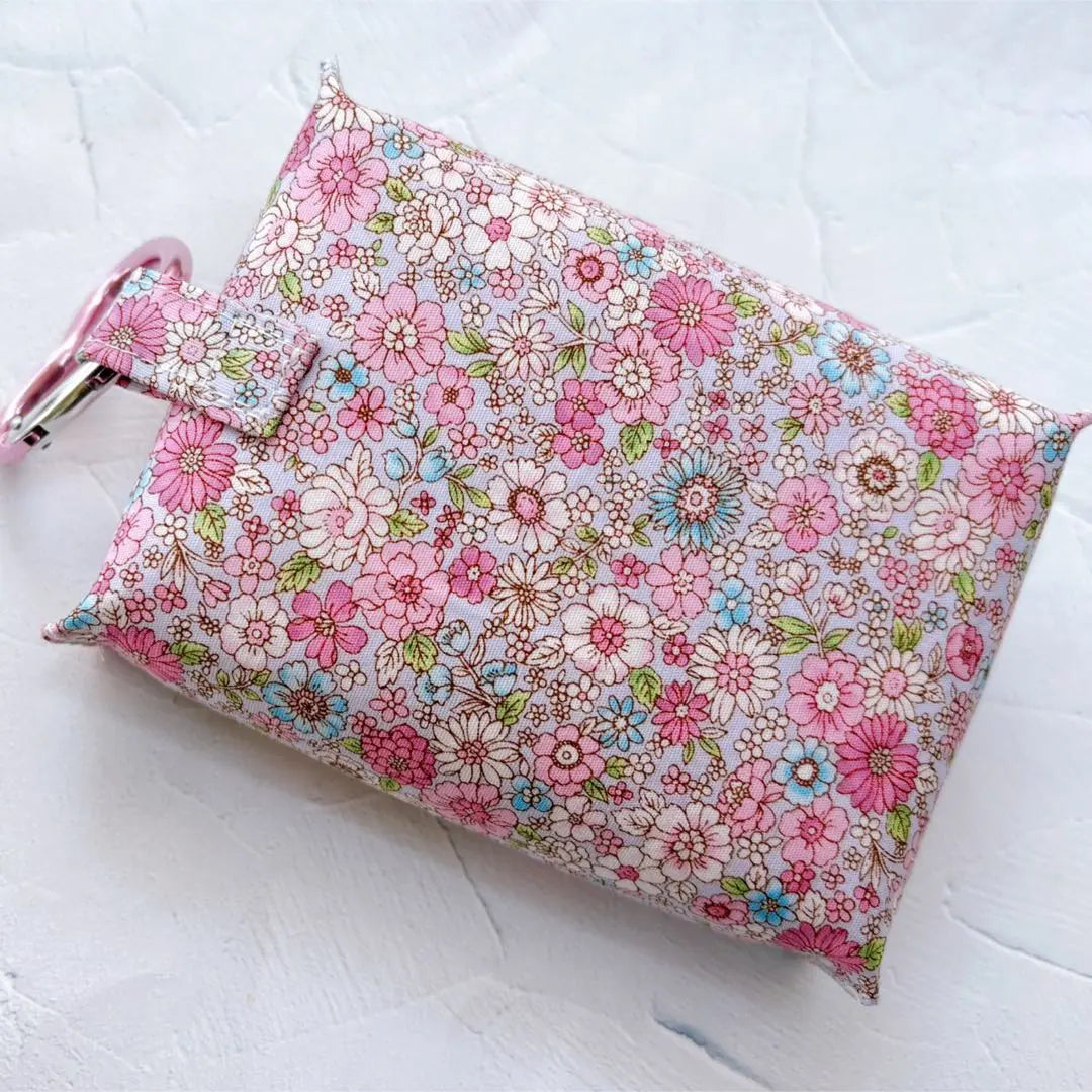 Pattern & How to Make a Pocket Tissue Case with Lots