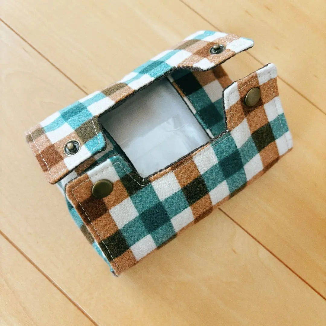 Pattern & How to Make a Pocket Tissue Case with Lots