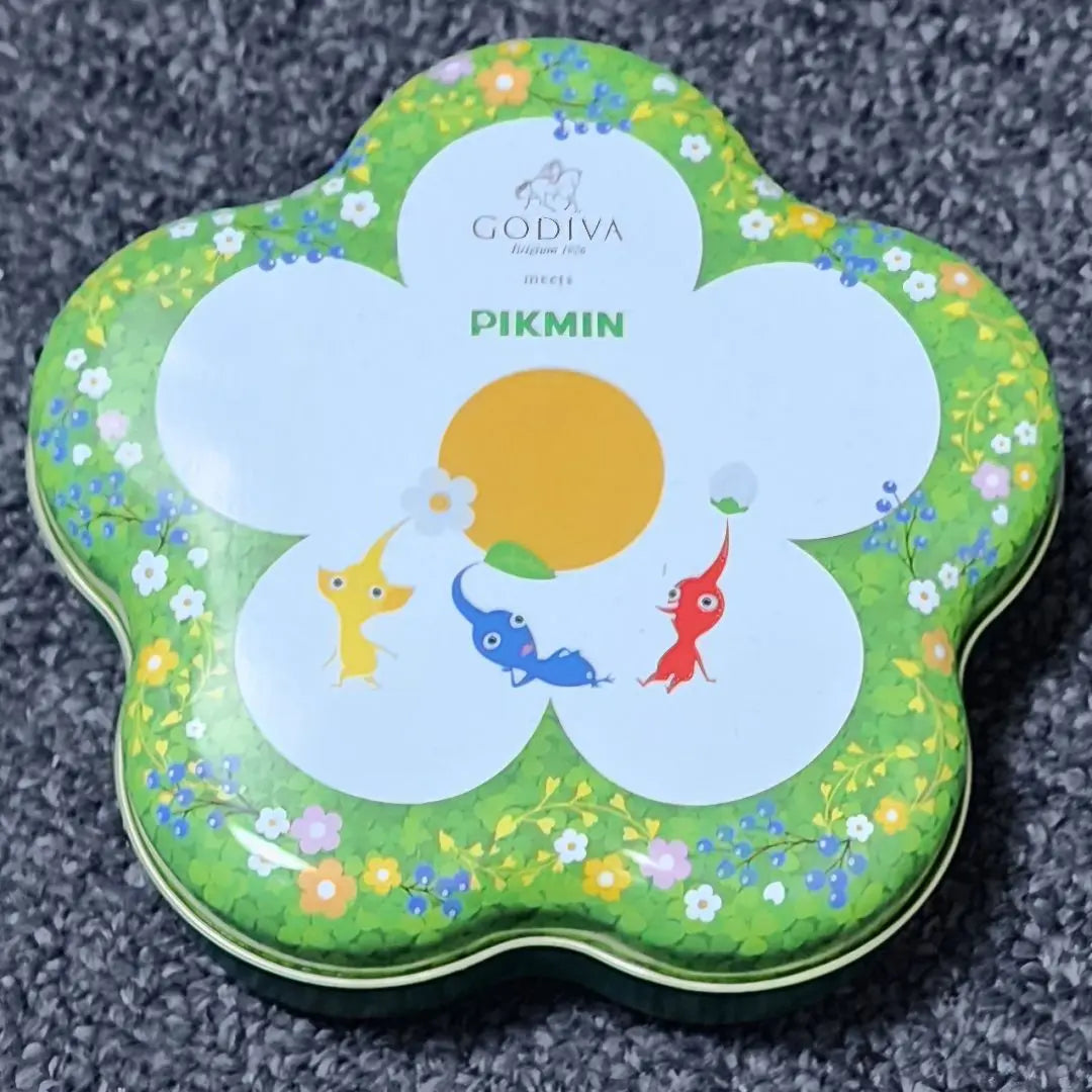 GODIVA nuevo y sin abrir se encuentra con el surtido de chocolate PIKMIN | 新品未開封 GODIVA se encuentra con PIKMIN アソートメント チョコレート