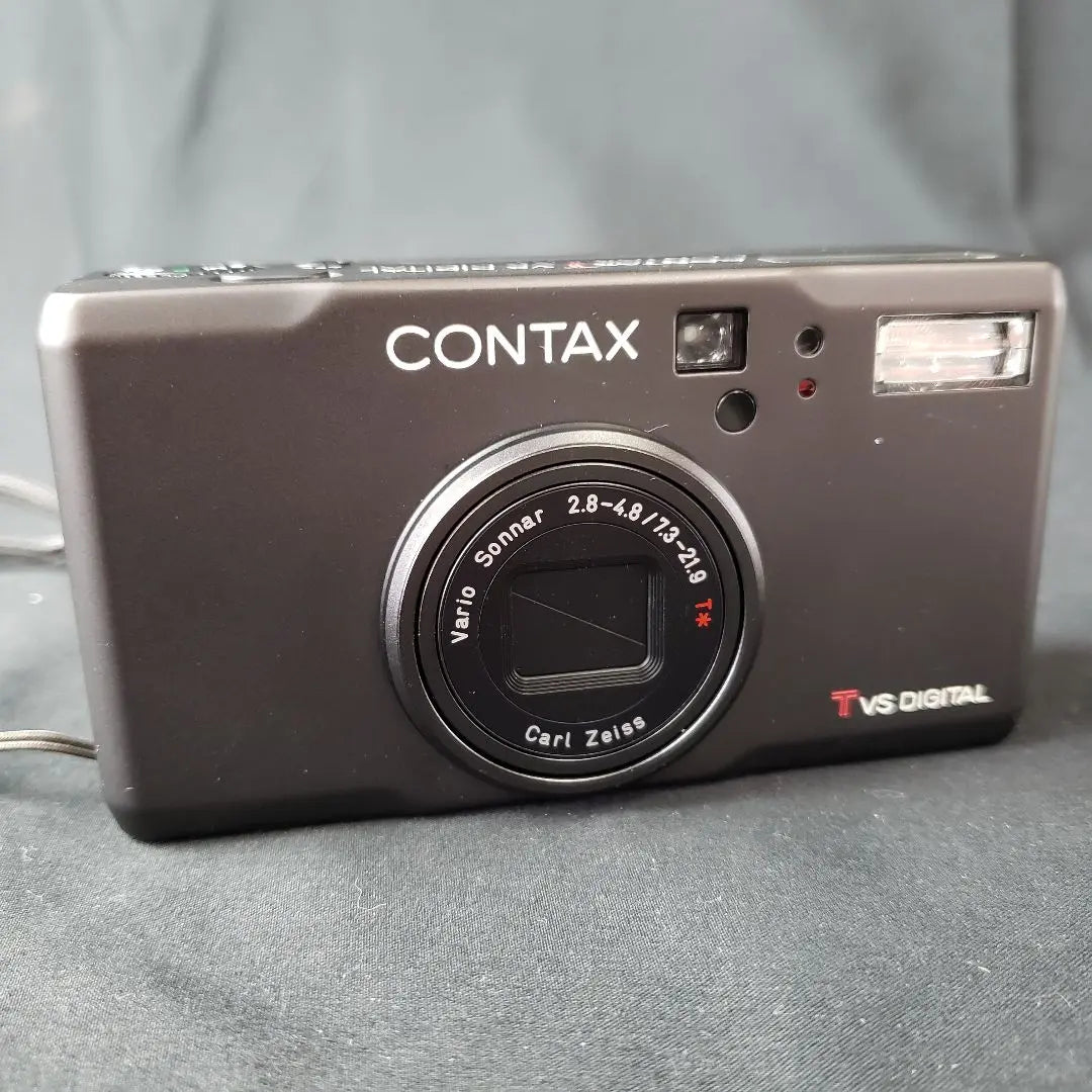 ②CONTAX TVS DIGITAL Titanium Black Contax Digital Camera