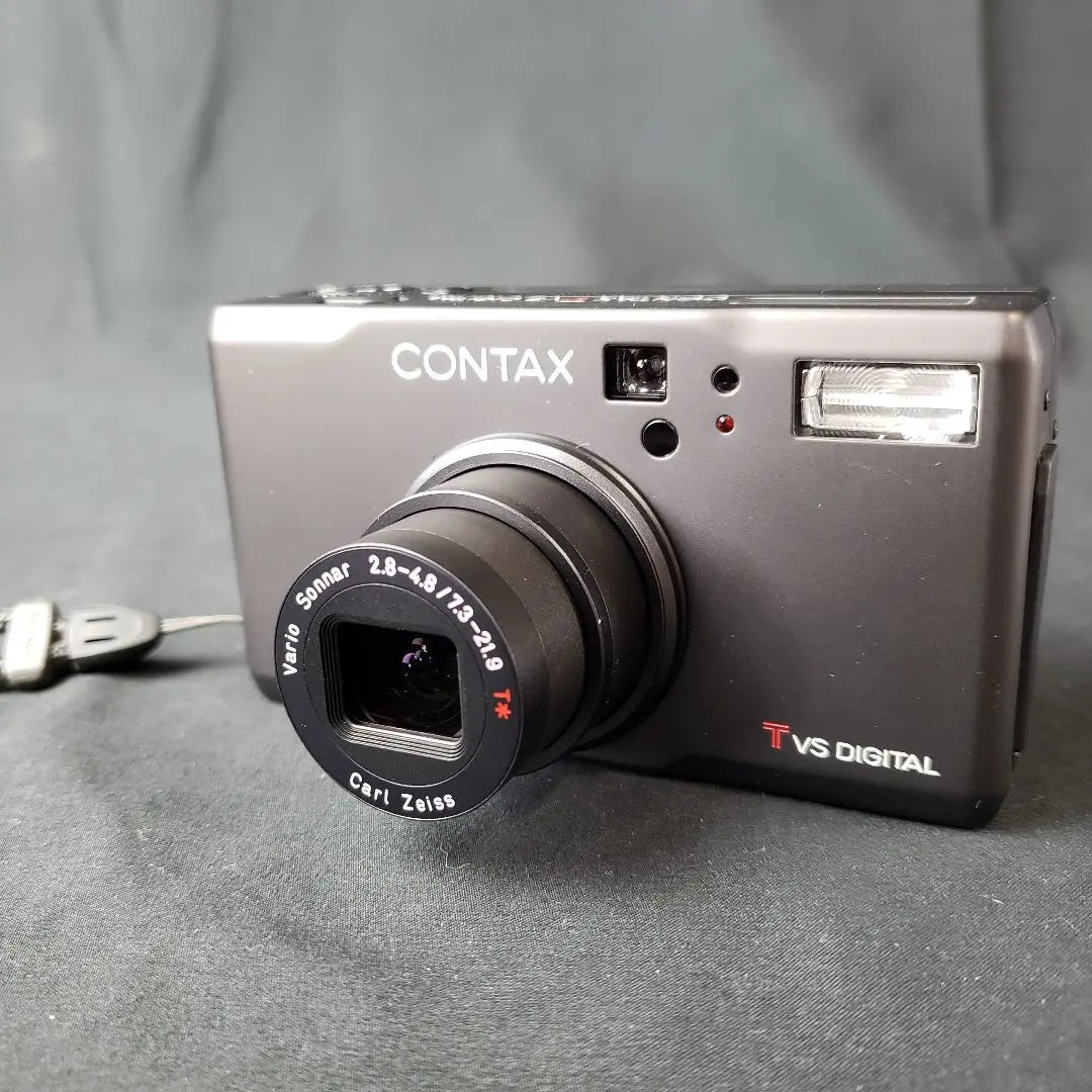 ②CONTAX TVS DIGITAL Titanium Black Contax Digital Camera