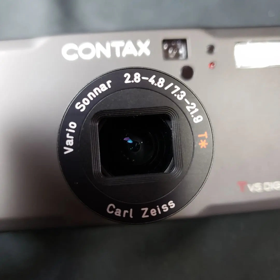 ②CONTAX TVS DIGITAL Titanium Black Contax Digital Camera