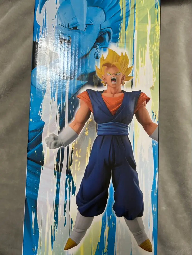 Figura Son Goku Super Saiyan God SS de BANDAI MASTERLISE