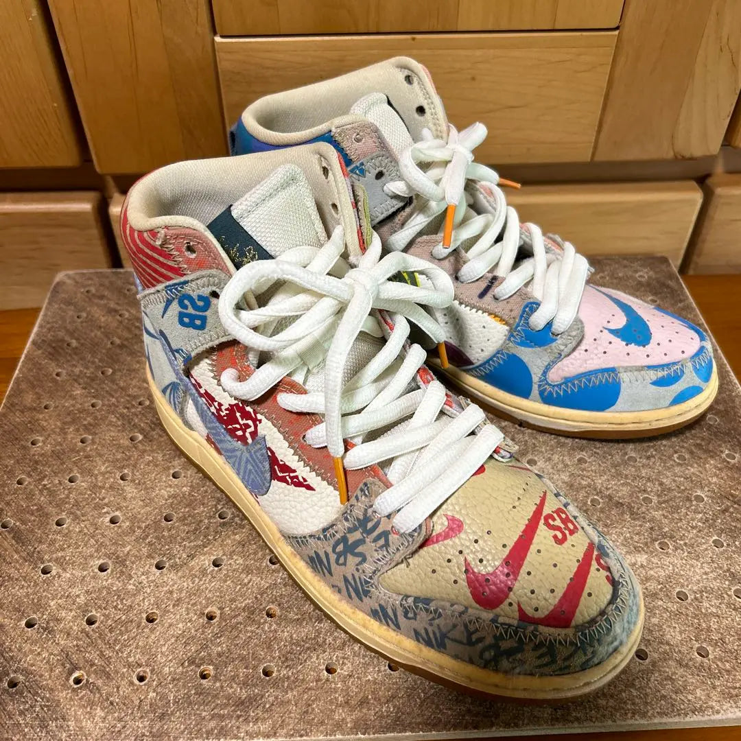 Zapatillas Nike SB Dunk High de Thomas Campbell