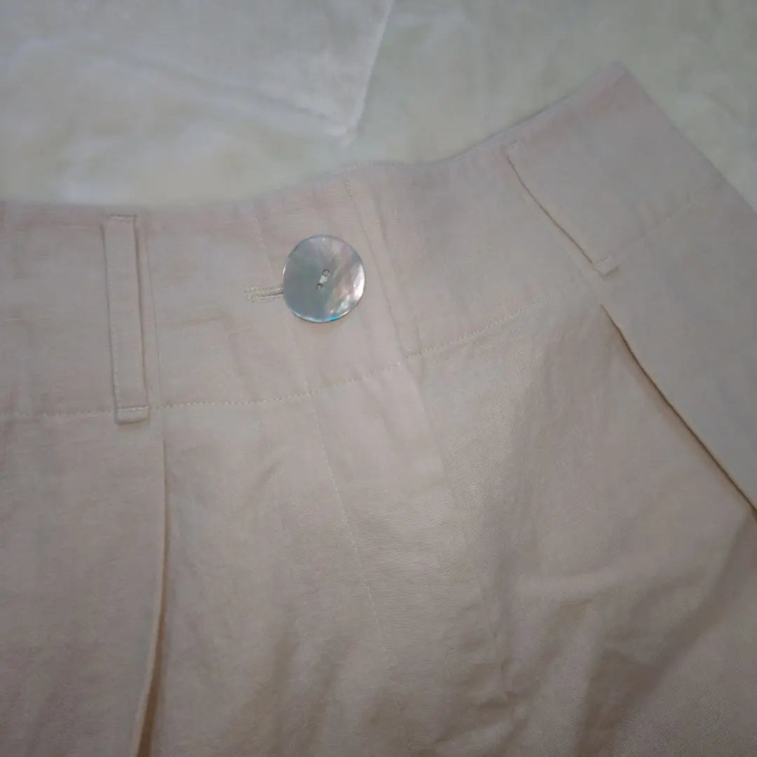 [Popular ☆ Elegante ☆ Su labio a ] Pantalones cortos beige talla S