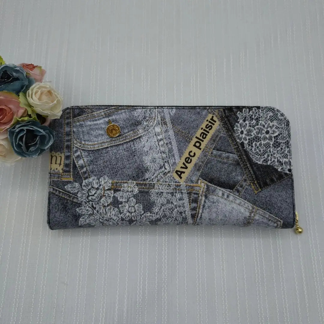 Long wallet with divider ✽703-17