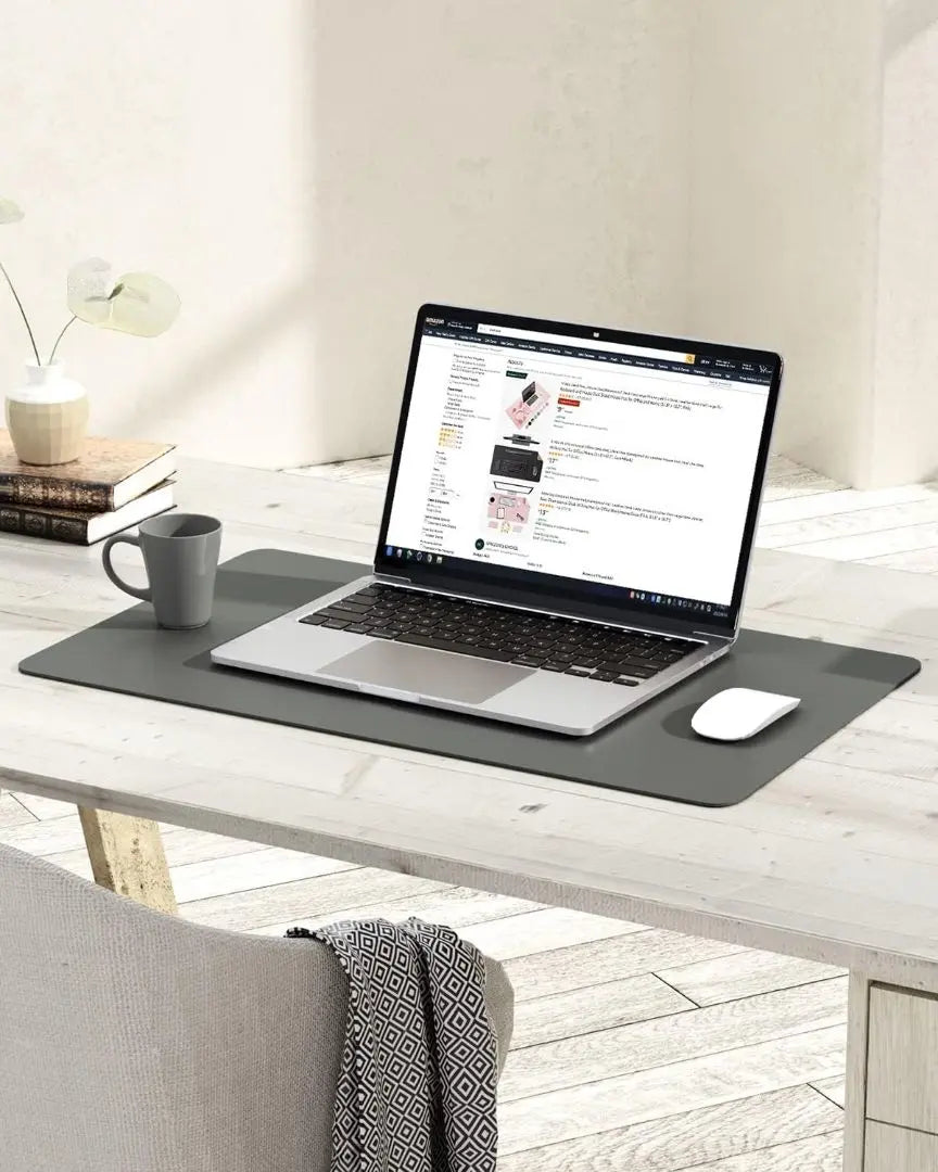 [Amazon Bestseller 1st place] Leather Desk mat with non -slip