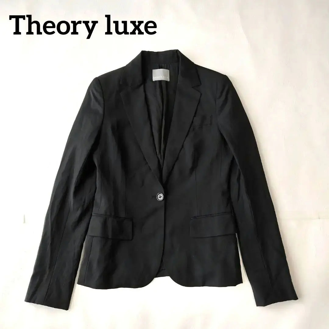 Beautiful condition ✨ Theory Luxe Tailored Jacket Executive Black 40