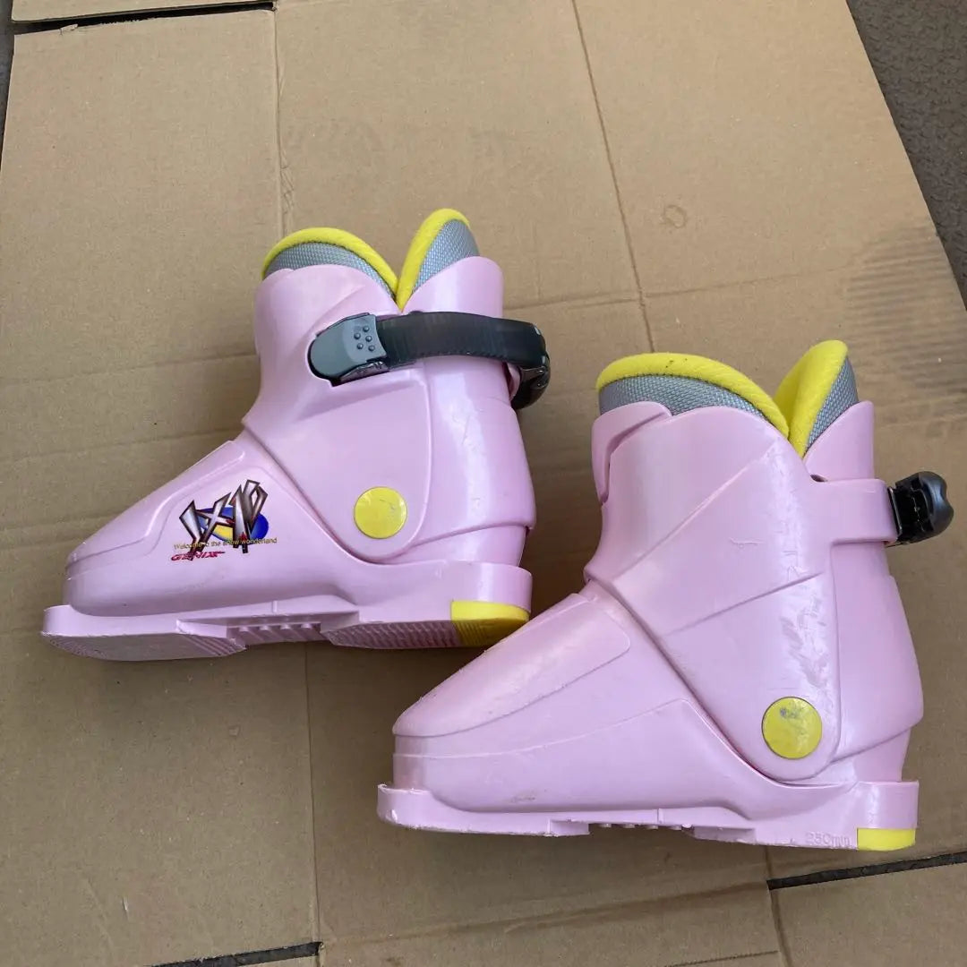 Junior ski boots 20cm | ジュニアスキーブーツ　20cm