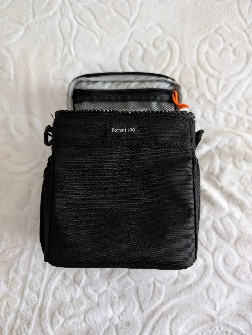 Lowe pro Format 140 camera bag