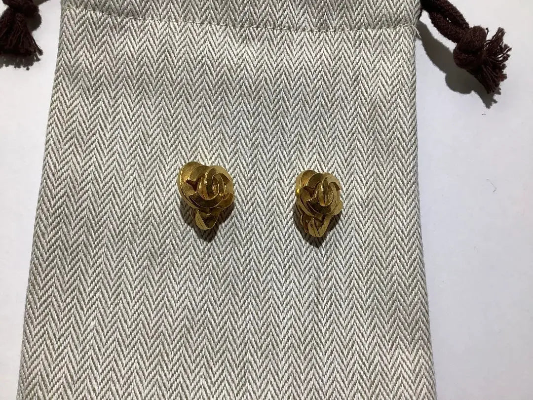 Pendientes vintage de Chanel