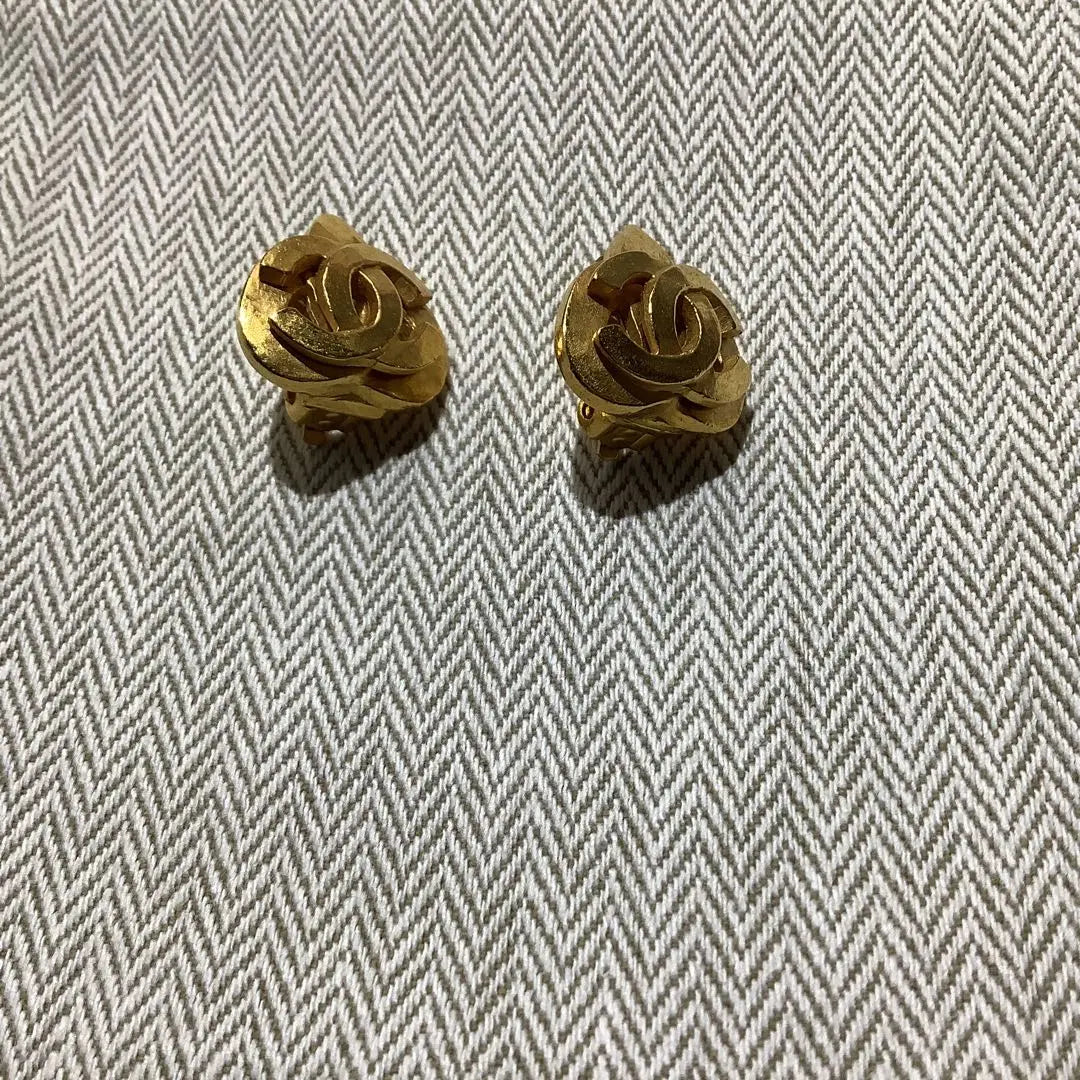 Pendientes vintage de Chanel