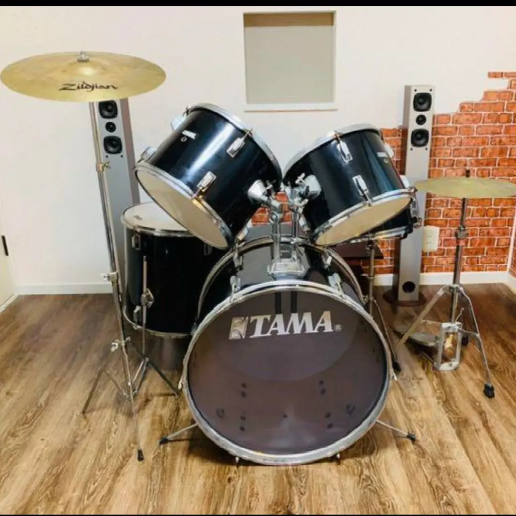 [Pick-up only] Drum set with throne Zildjian pearl