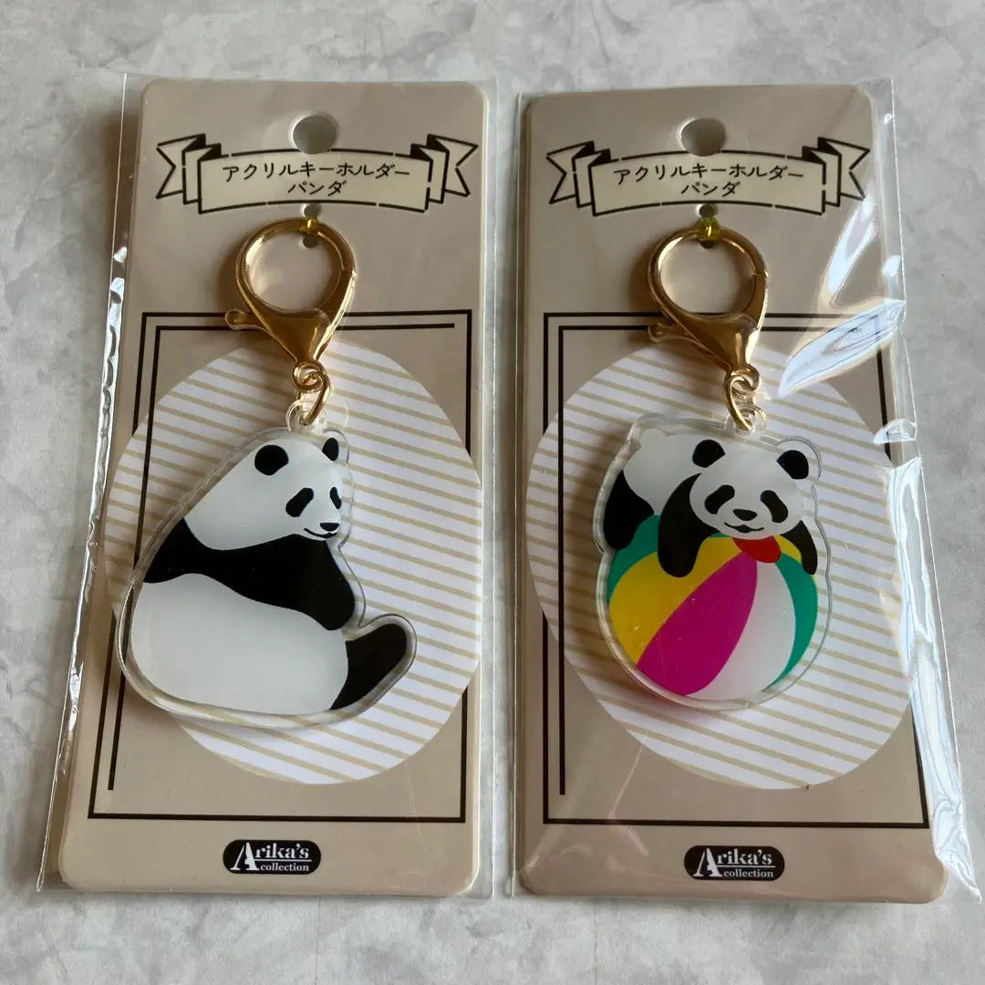 ② Seria Panda Acrylic Keychain 2-piece set