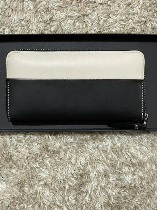 SALE☆GIANNI CHIARINI Zip Round Leather Wallet