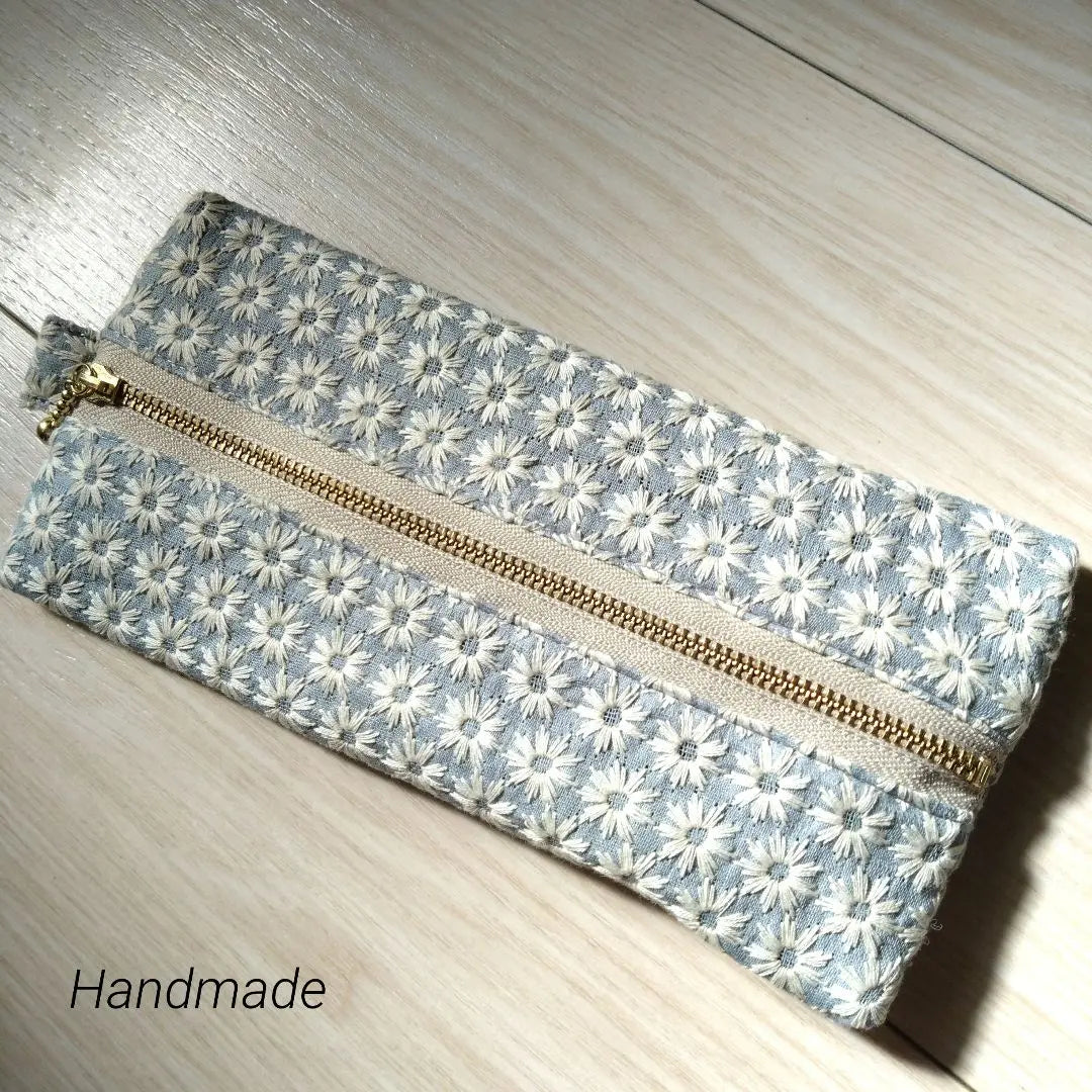 Handmade pen case, embroidery pen case, pen case embroidery