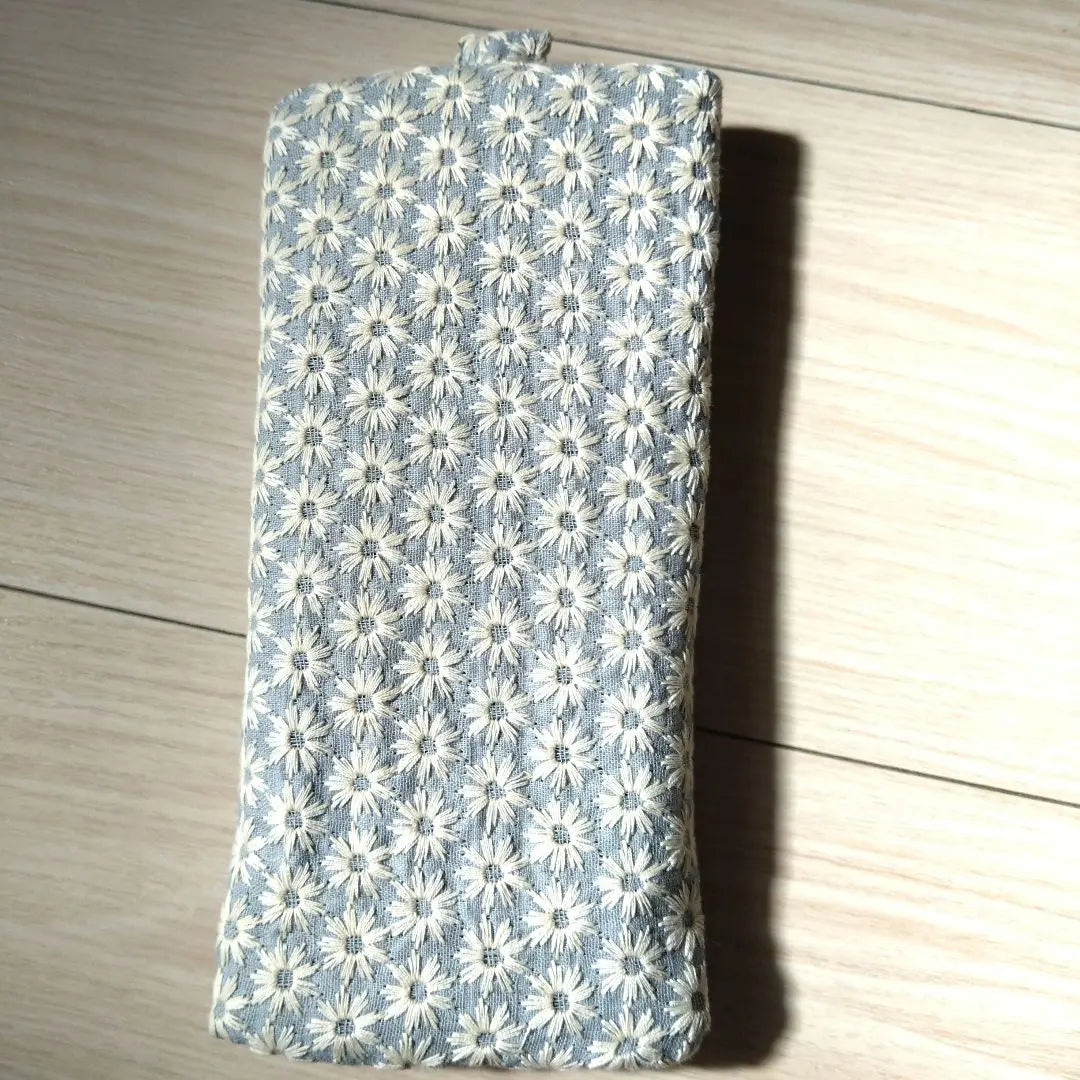 Handmade pen case, embroidery pen case, pen case embroidery