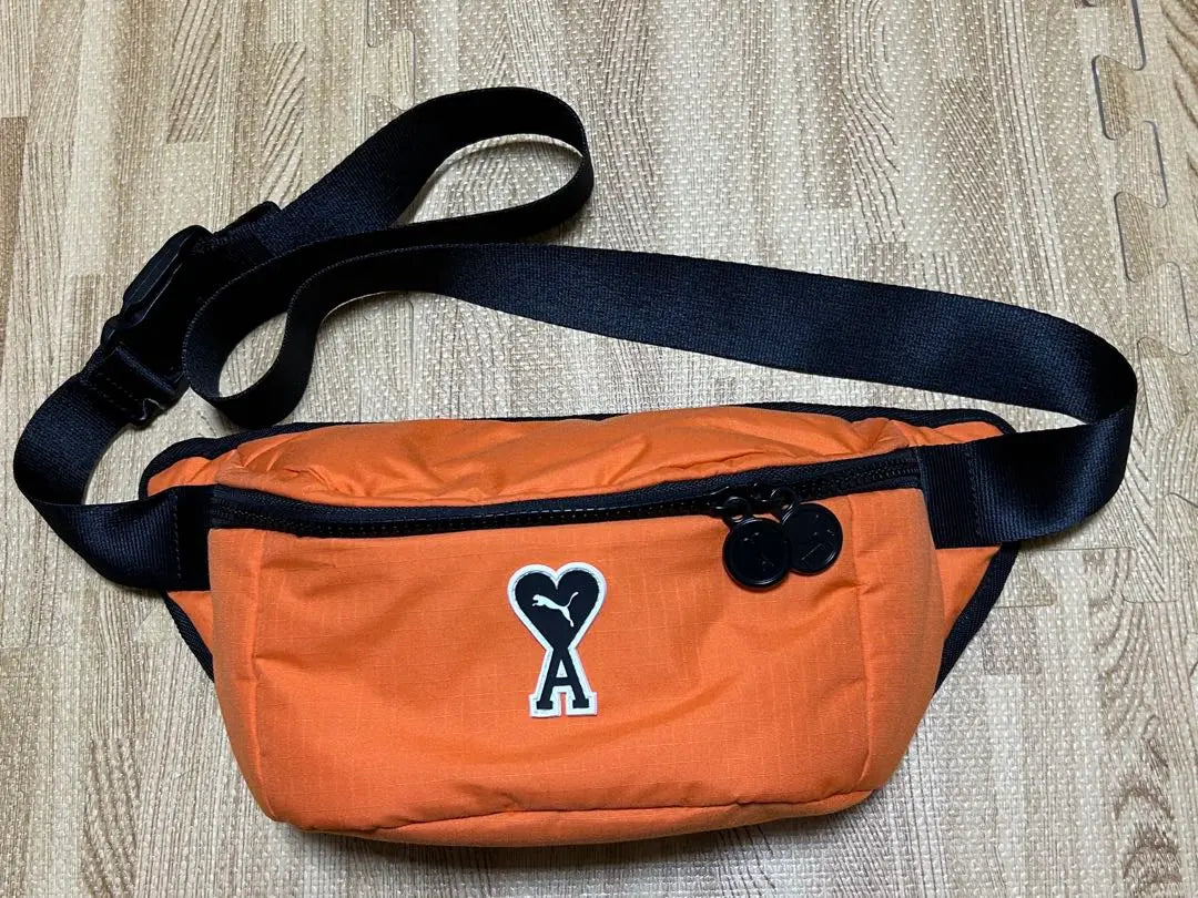 Bolsa para cadáveres AMI PARIS × PUMA | アミパリス プーマ AMI PARIS × PUMA ボディバッグ