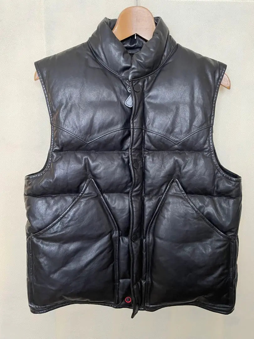 Unused tag included Ralph Lauren leather down vest 90s S