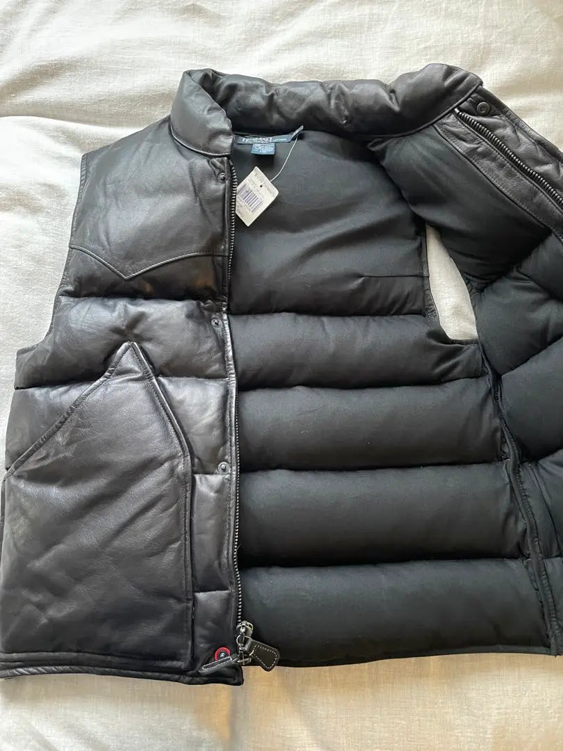 Unused tag included Ralph Lauren leather down vest 90s S