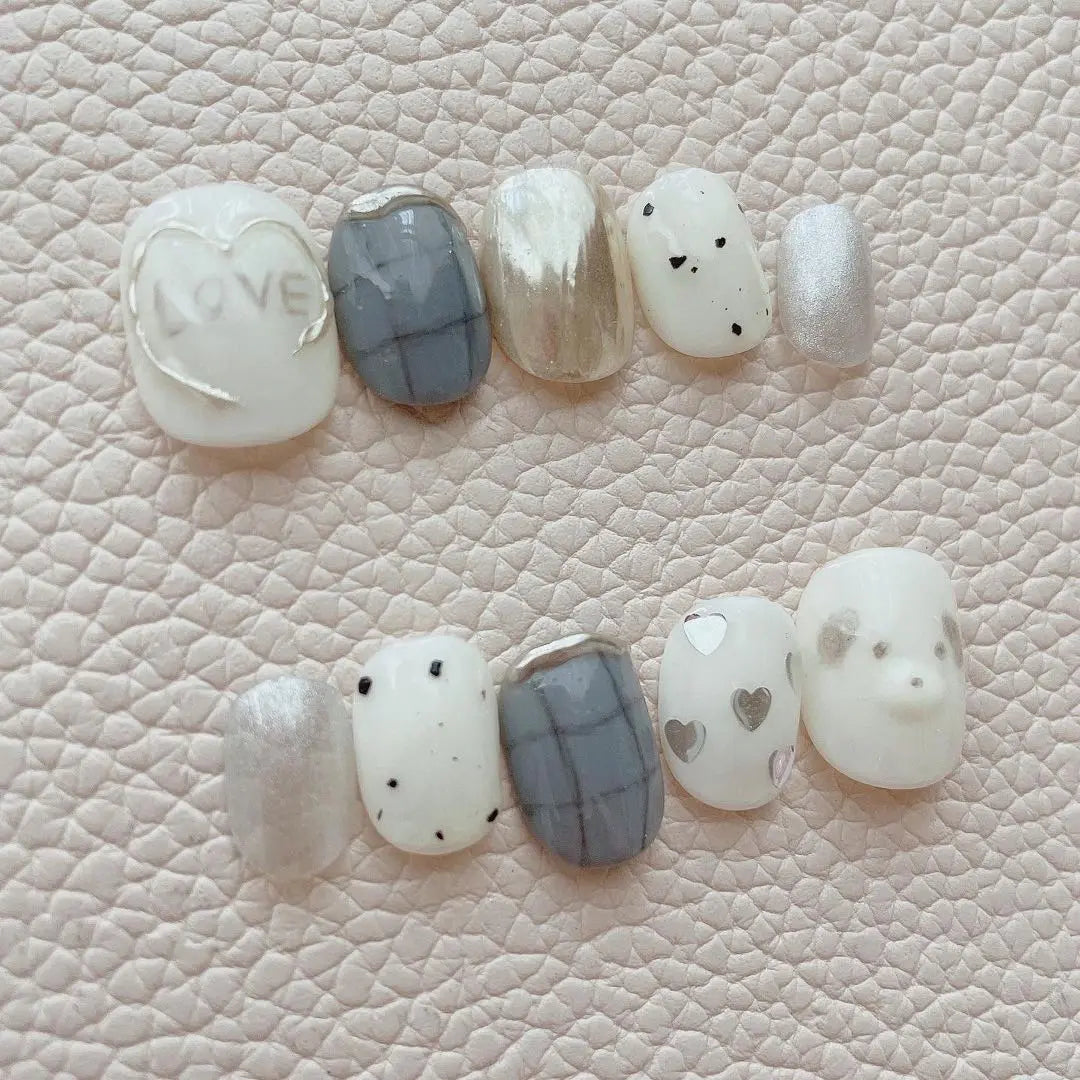 [Size order] ¥ 1899 ~ Rakugaki dog mirror nuance nail chip | 【サイズオーダー】¥1899〜らくがき　犬　ミラー　ニュアンスネイルチップ