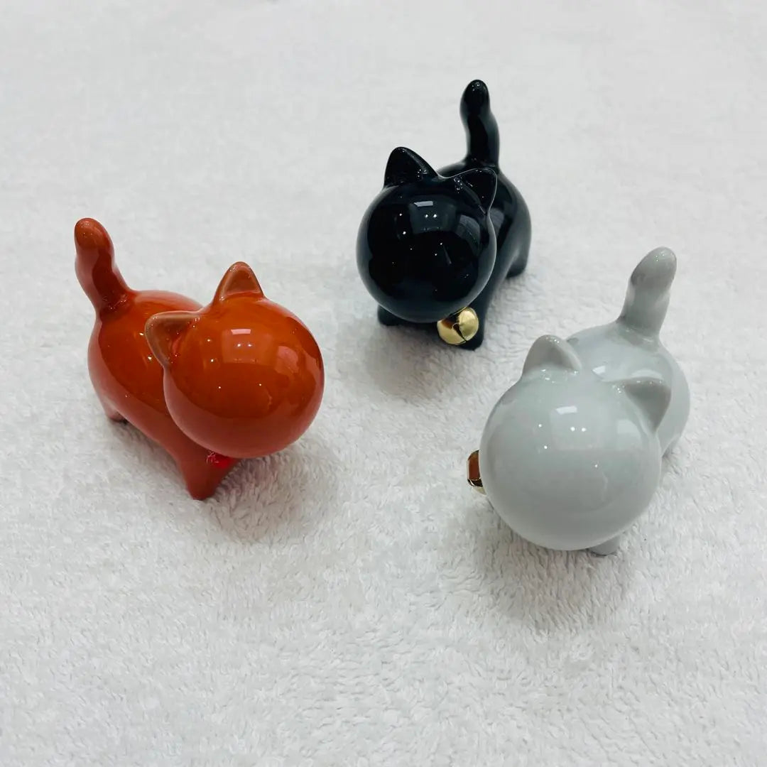 Ceramic cat 3-piece ornament set with A bell Interior goods Interior accessories Crafts Cat