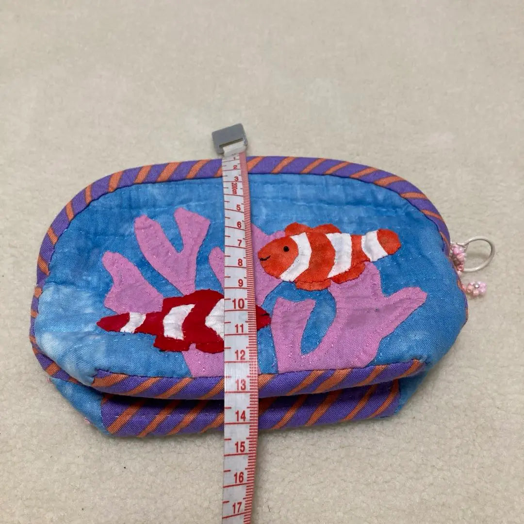 Bolsa de bordado Kumanomi Nemo Fugu hecha a mano | クマノミ ニモ フグ 刺繍ポーチ ハンドメイド