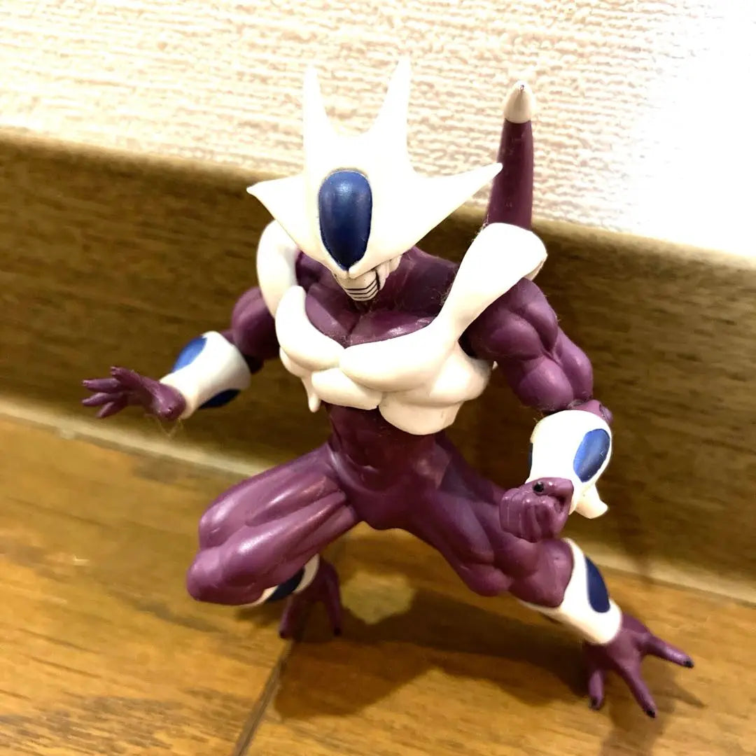 Kuura figure Dragon Ball Z movie Frieza Toriyama Akira Showa retro purple white