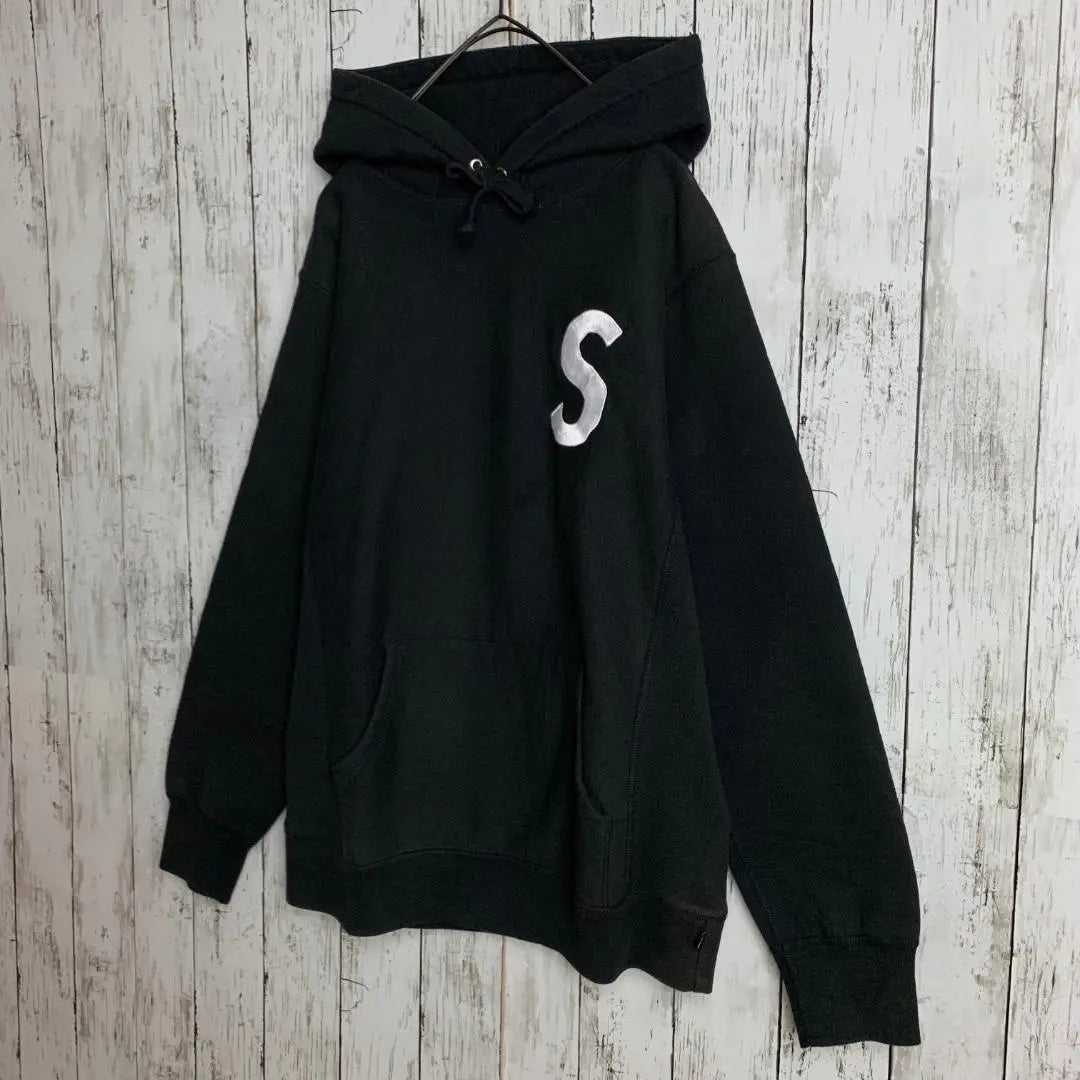 [Sold out immediately, super popular model] Supreme ☆ Difficult to obtain hoodie with embroidered S logo/2467