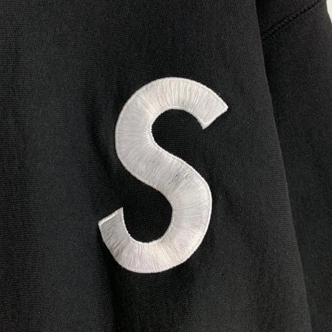 [Sold out immediately, super popular model] Supreme ☆ Difficult to obtain hoodie with embroidered S logo/2467