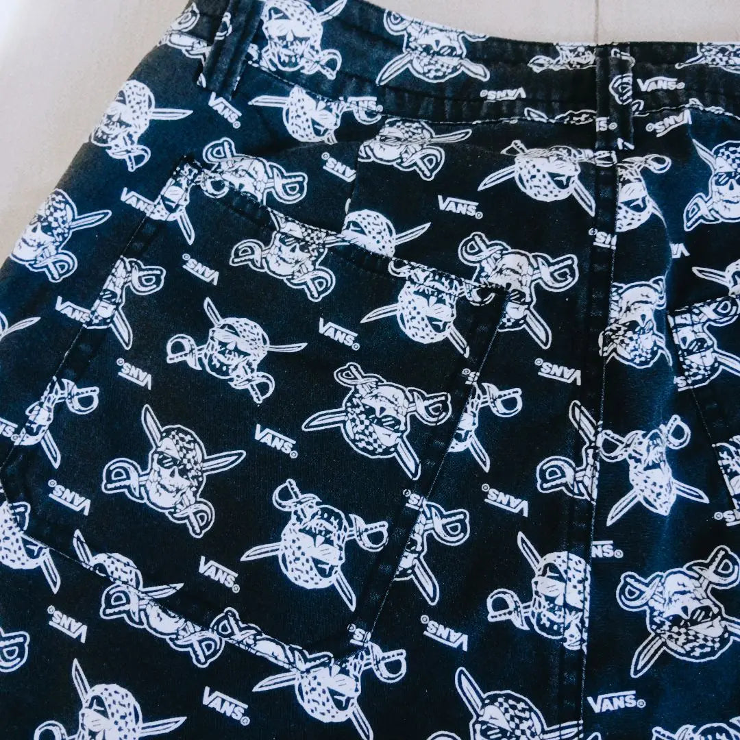 [USA vintage clothing] vans skull-pirates pattern set-up