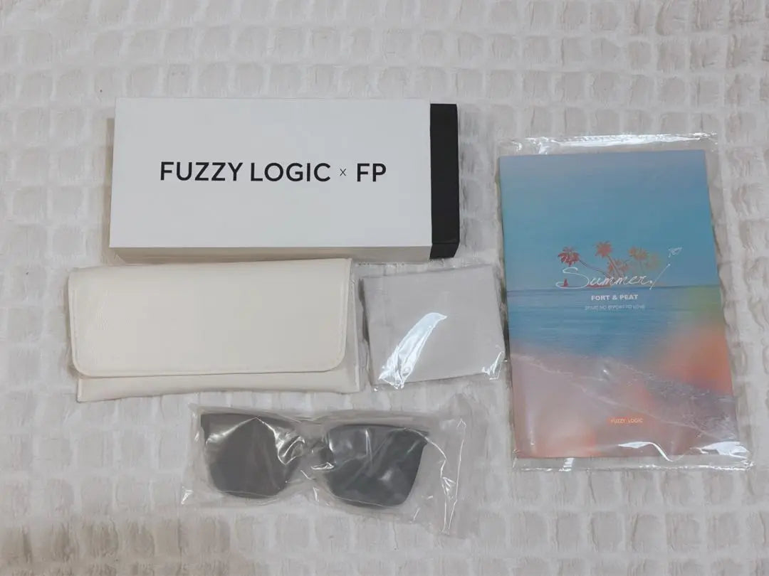 FUZZYLOGIC FortPeat Sunglasses Model C