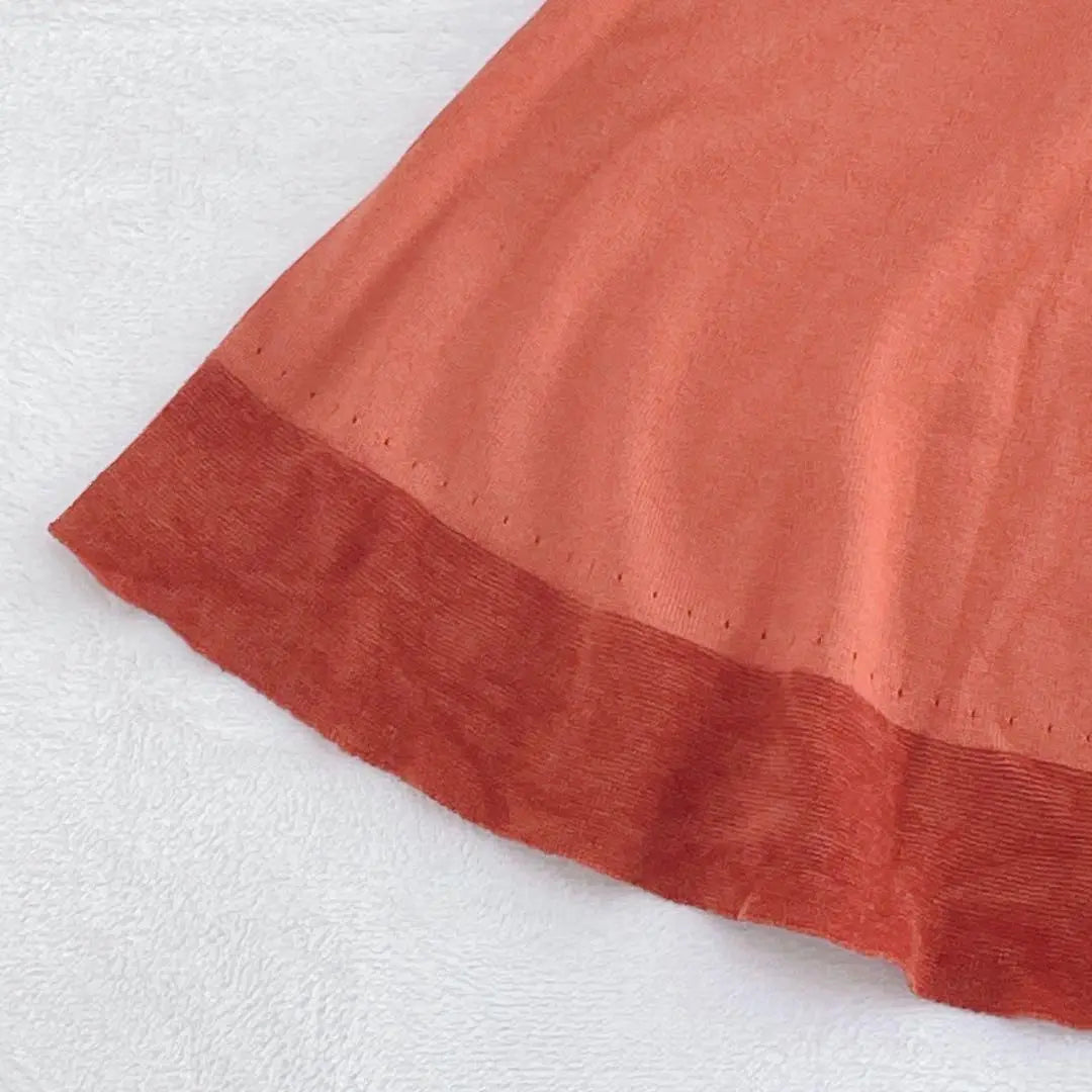 Q36 [Untitled] Short-sleeved knit flare dress Knee length Orange Ribbed