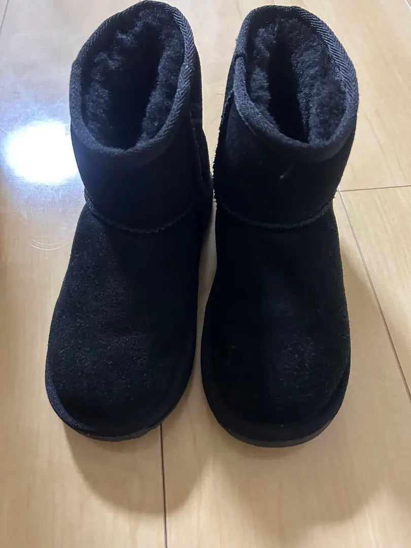 EMU Australia Black Boots | EMU Australia ブラックブーツ