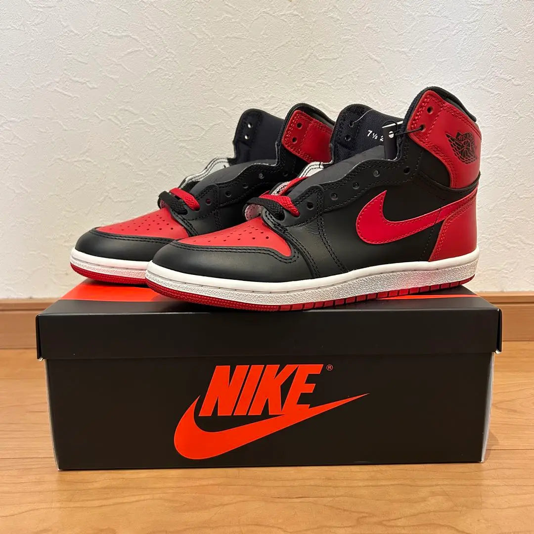 NIKE AIR JORDAN 1 HIGH '85 BRED 25.5cm