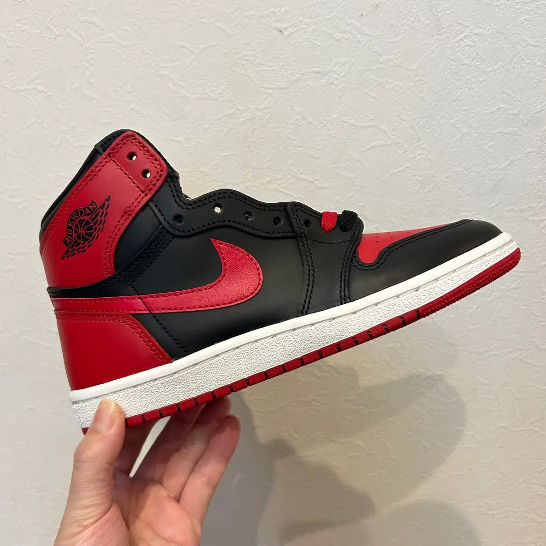 NIKE AIR JORDAN 1 HIGH '85 BRED 25.5cm