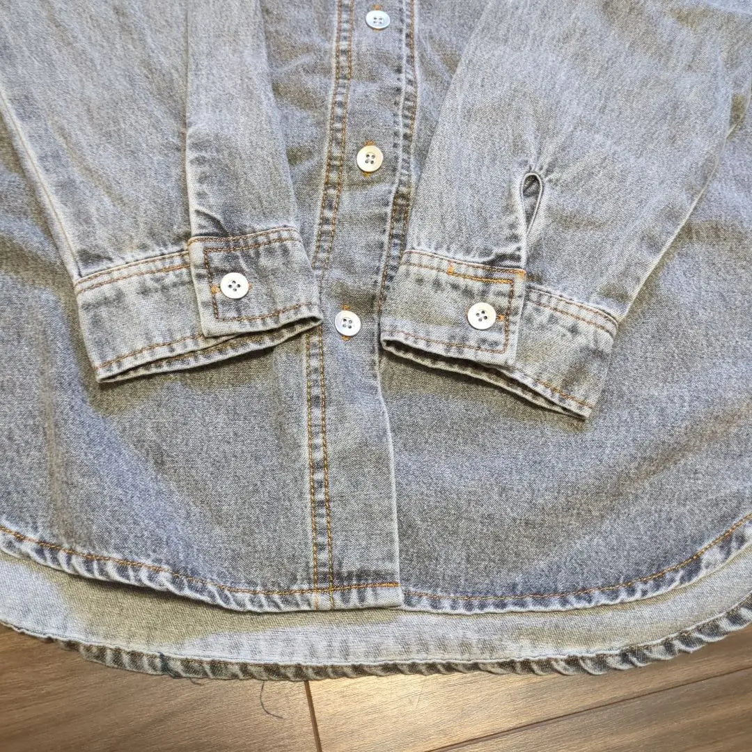 Size L Denim Outerwear