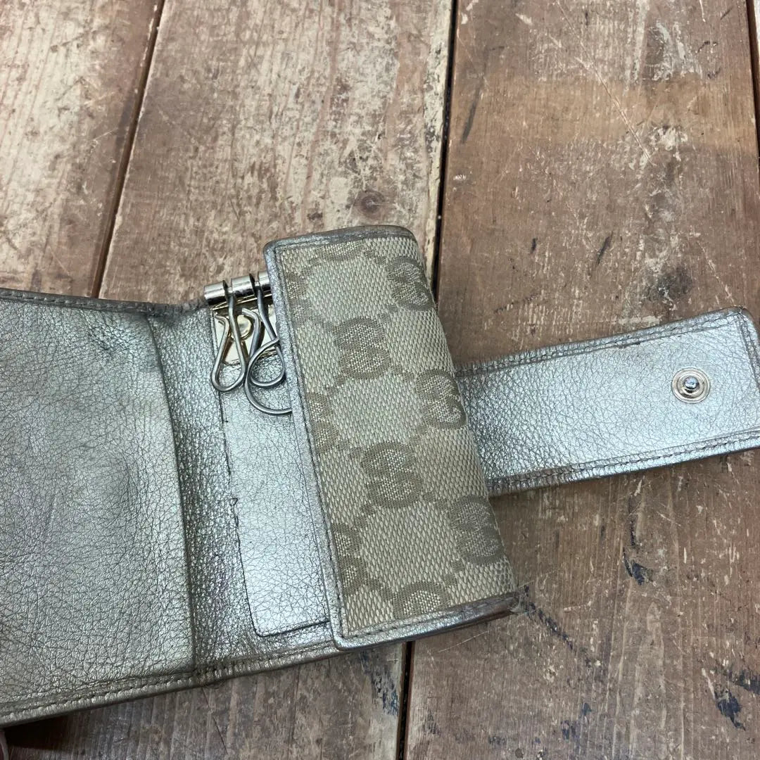 Estuche para llaves gris GUCCI Llavero Gucci Bolsillo para guardar llaves para artículos pequeños