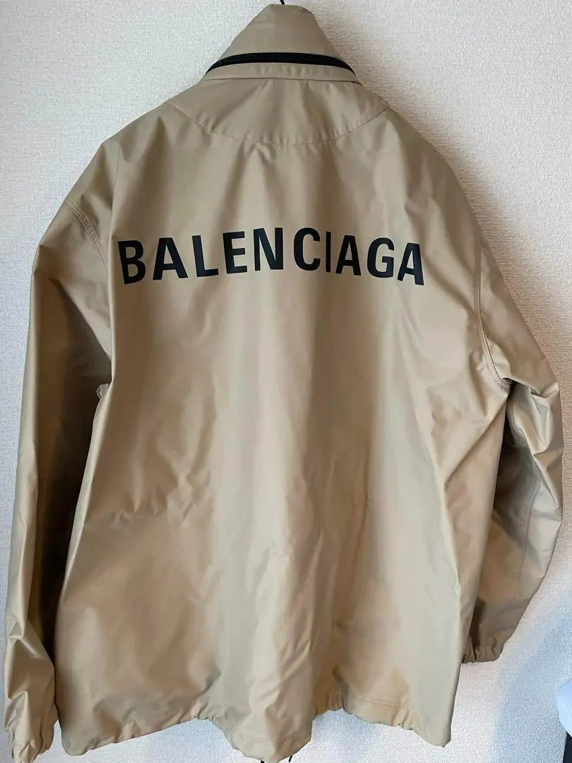 BALENCIAGA Back logo windbreaker