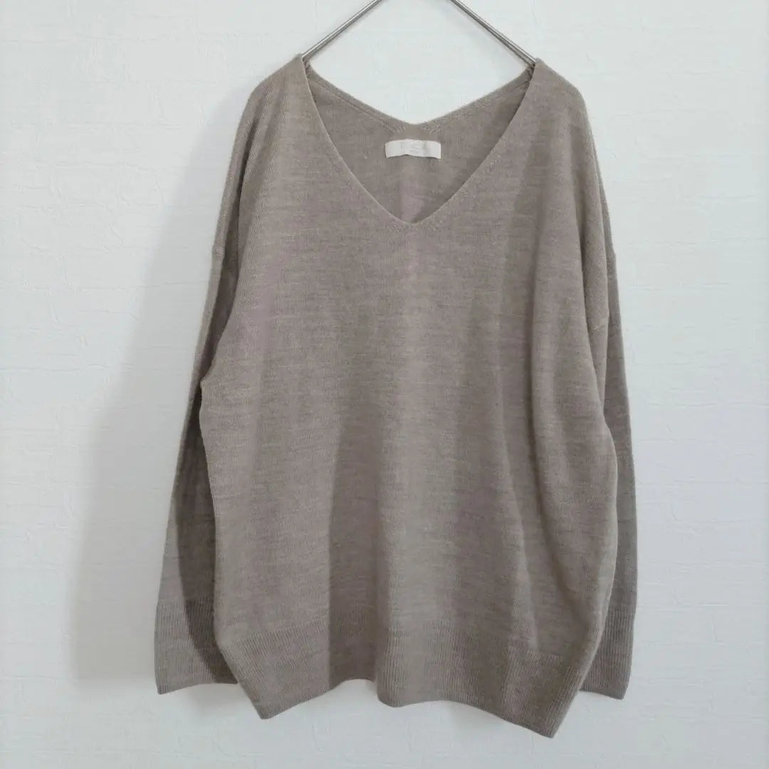 Discoat DISCOAT Punto Manga Larga [M] Cuello pico Beige | ディスコート Discoat 長袖ニット【M】ベージュ Vネック